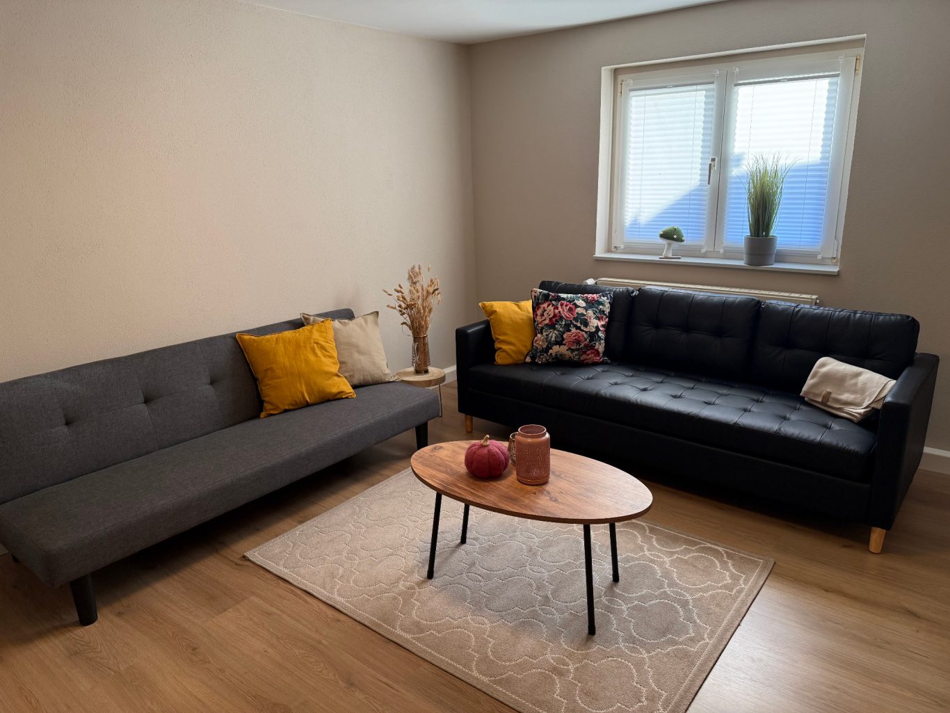 Wohnzimmer mit extra Schlafsofa